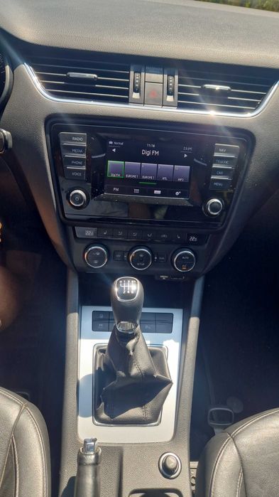 Skoda Octavia 2014 2.0tdi 150cp E6 full extra...7490e neg