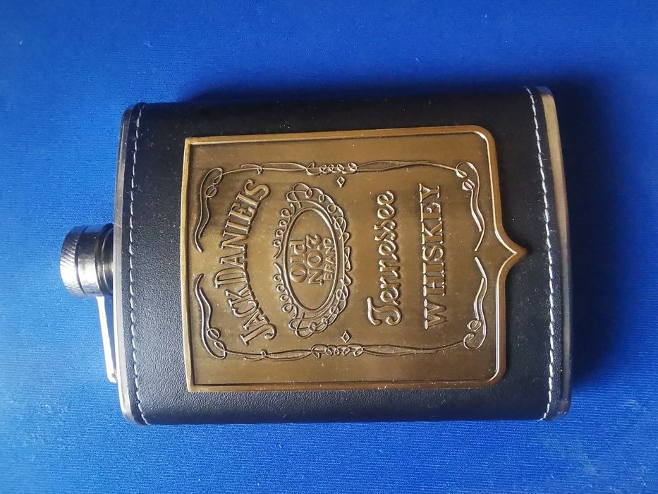 Botelcuta Jack Daniel's Recipient whiskey inox