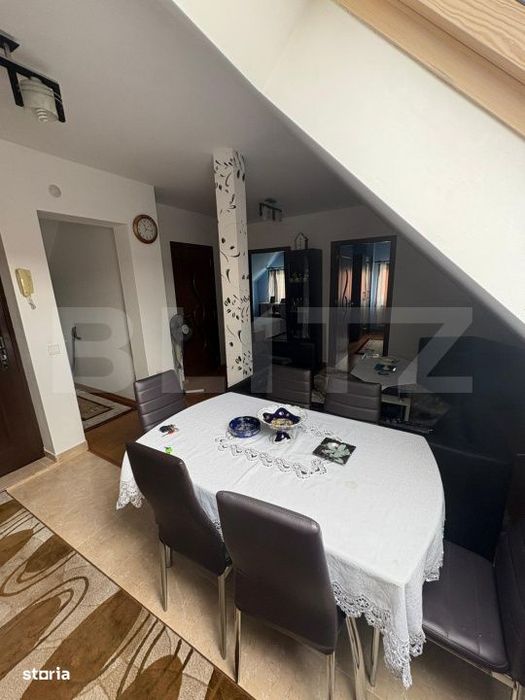 Apartament 3 camere, semidecomandat, parcare   – Floresti, zona Prof