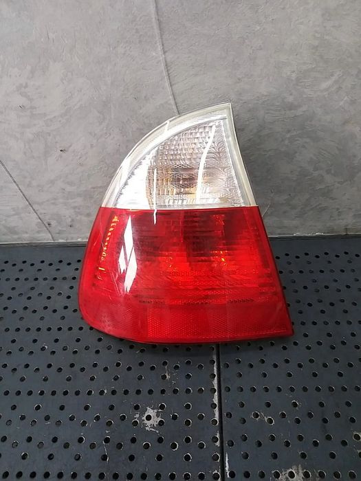 Stop tripla lampa stanga aripa bmw seria 3 e46 084441926l