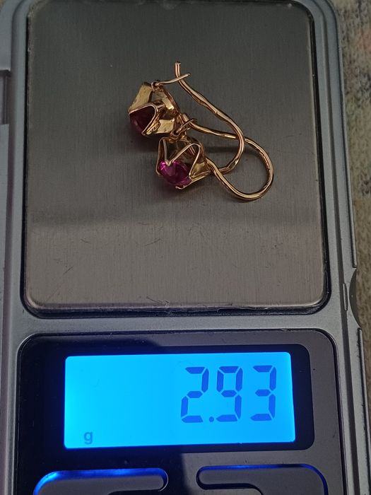 Золотые серьги 583 пробы с рубином