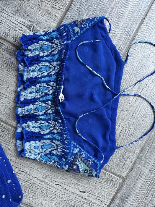 Летен комплект от пола и бюстие.