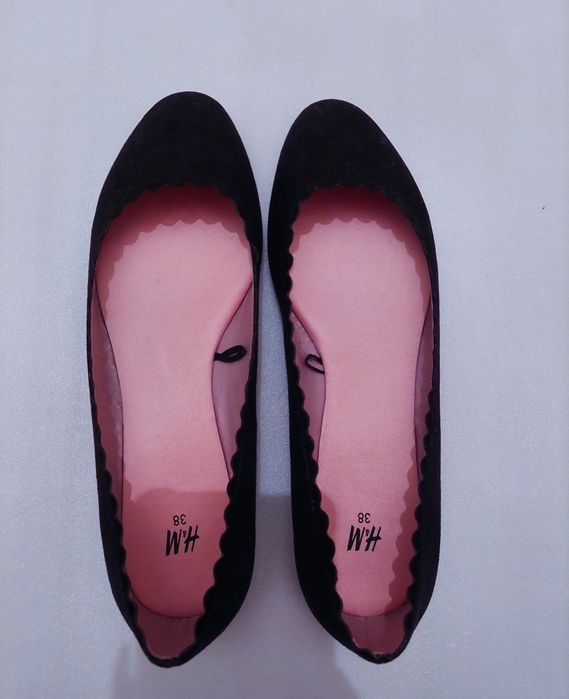 Черни пантофки H&M