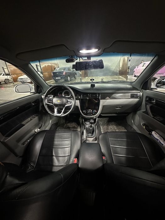 Lacetti 1,8 holati ideal 46,000 km