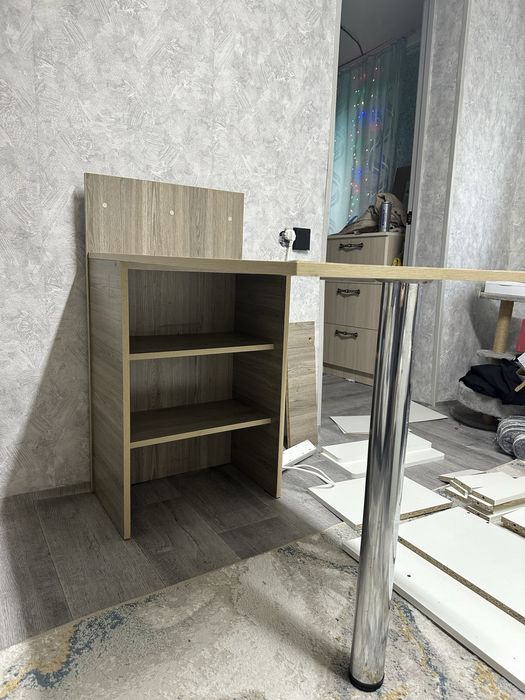 Продаю стол недорого