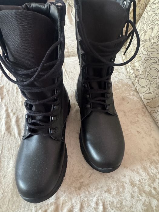 Берцы кожанный обувь