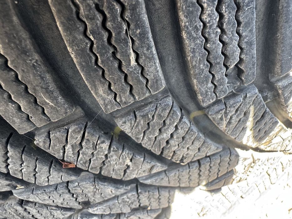 17 цола джанти за Mercedes с зимни гуми Toyo 225/50/17 дот 21