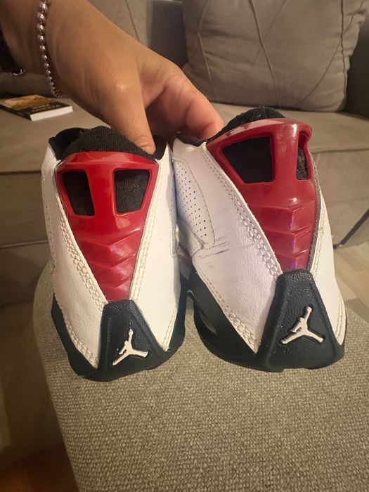 Sneakers Jordan model achizitie America , model special marimea 35,5 baieti