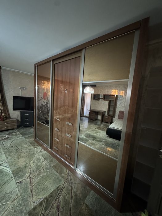 Продам спальный гарнитур Турция