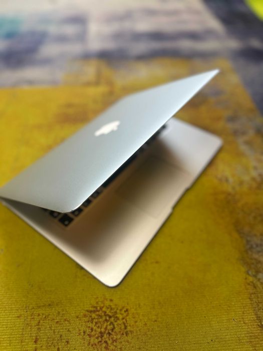 laptop apple macbook air 2014, core i7, sonoma