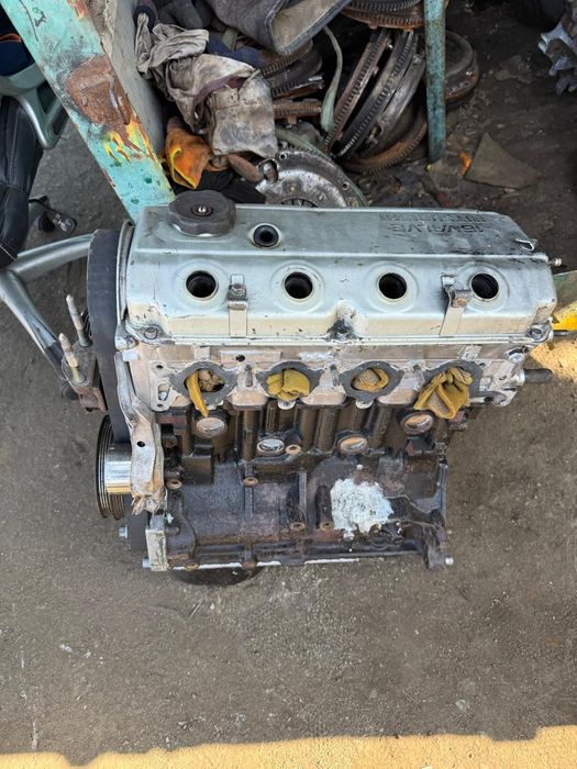 Матор галант 1993год 16 клапный 1.8 обём
