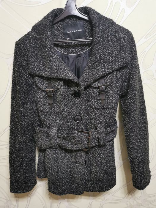 Верхняя женская одежда