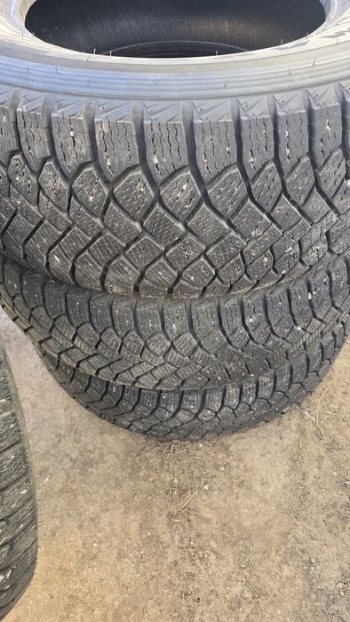 Продам резину б/у