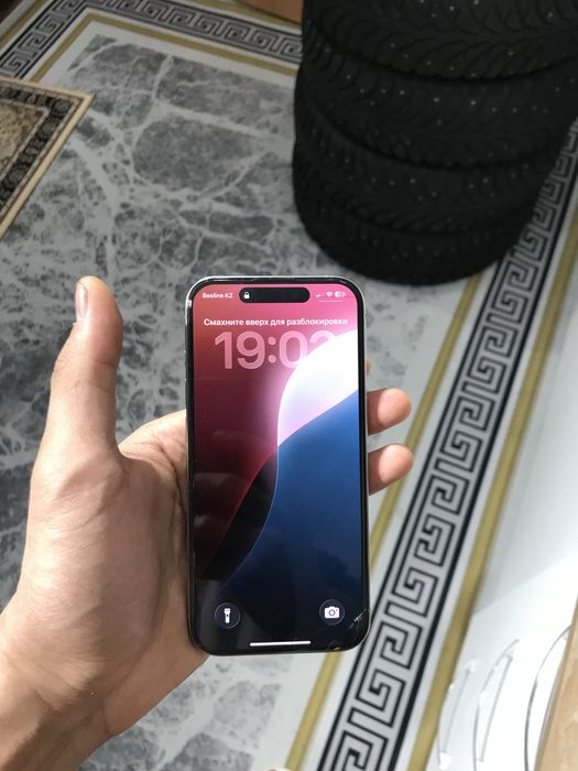 IPhone 15 pro 128gb 89akb