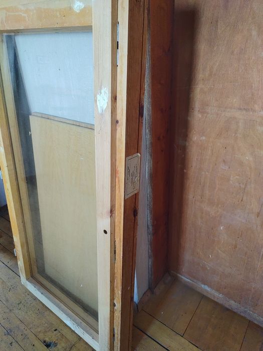 Продавам нова дървена дограма