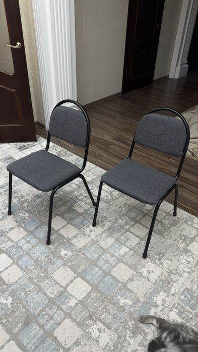 Продаются офисные стулья