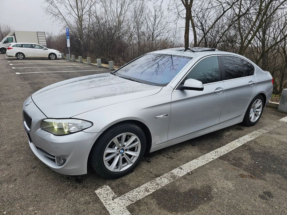 BMW Seria 5 BMW Seria 5 525 218cp line assist, blind spot, distronic, trapa