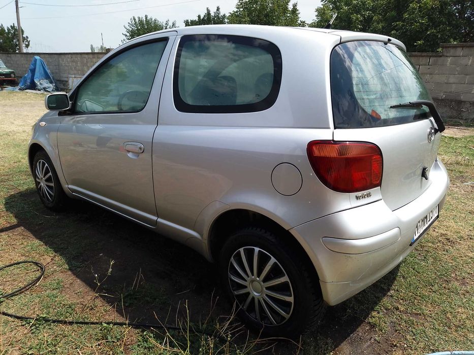 Toyota Yaris 1.3 Климатик тойота ярис