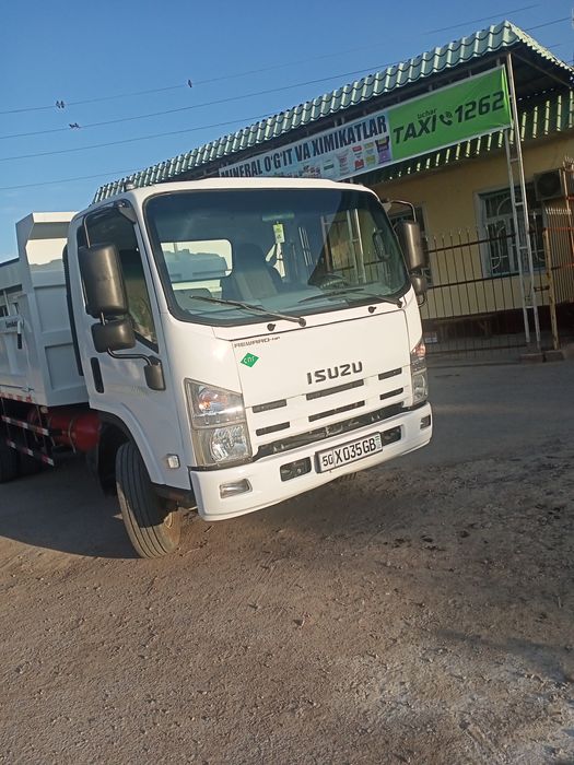 İSuzu yuk avtmobili