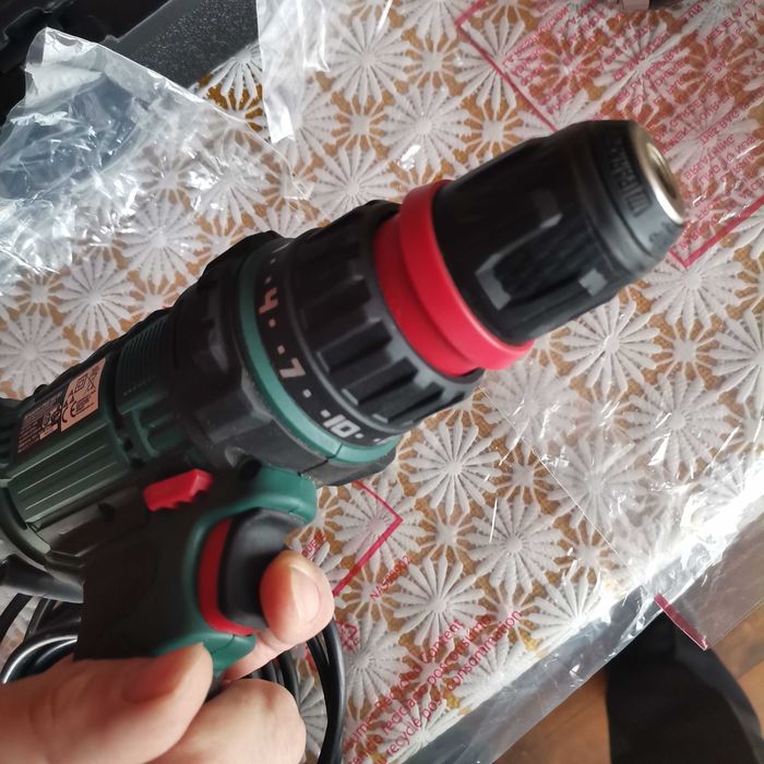 Винтоверт бормашина parkside