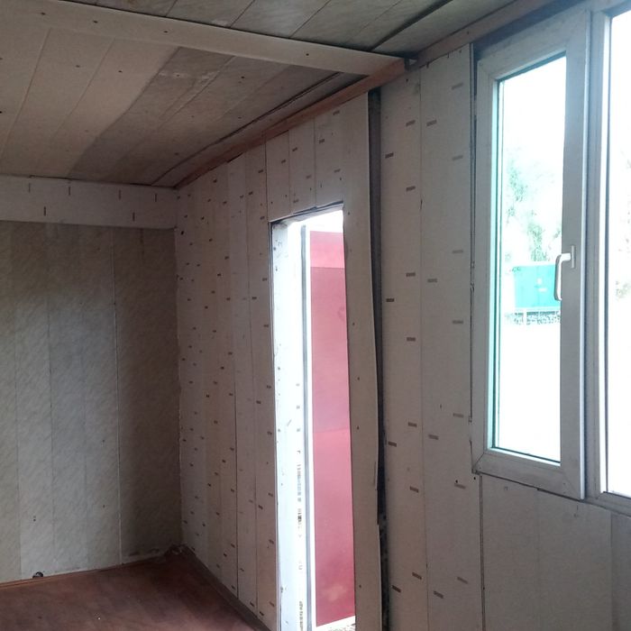 Продаю бытовку..