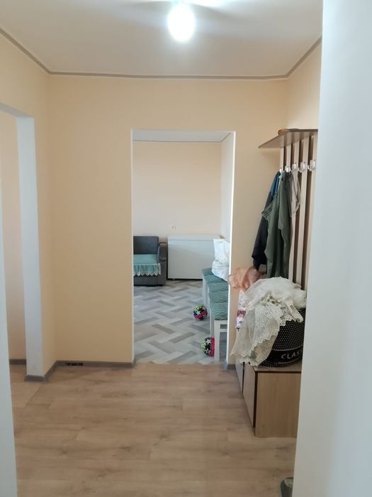 Продам 2-ух комнатную квартиру