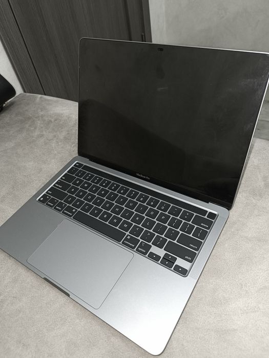 Apple MacBook Pro 13 MYD82 серый