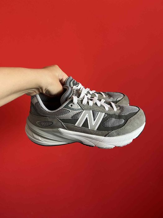 New Balance 990 v6
