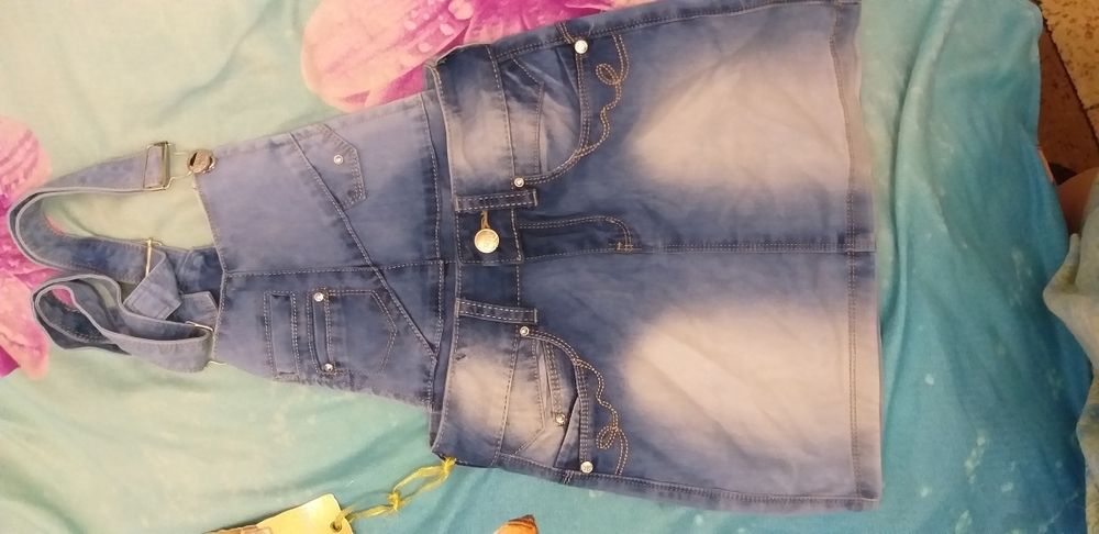 Продаются новые джинсовые сарафанчики