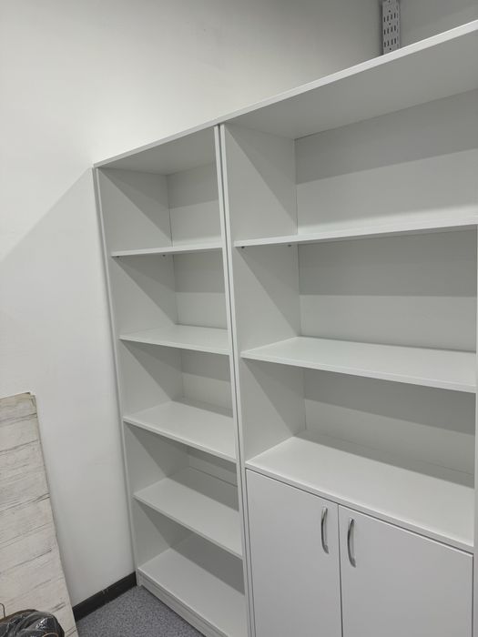 Продается шкаф и шезлонг для одежды