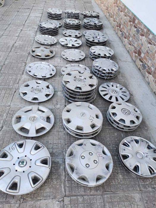 Тасове на бройка тазове и комплекти