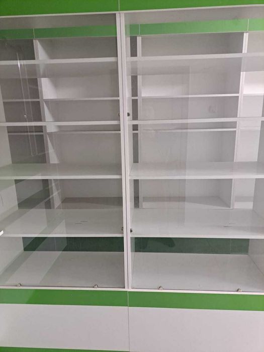Продам Витрины. Стелажи. Новые