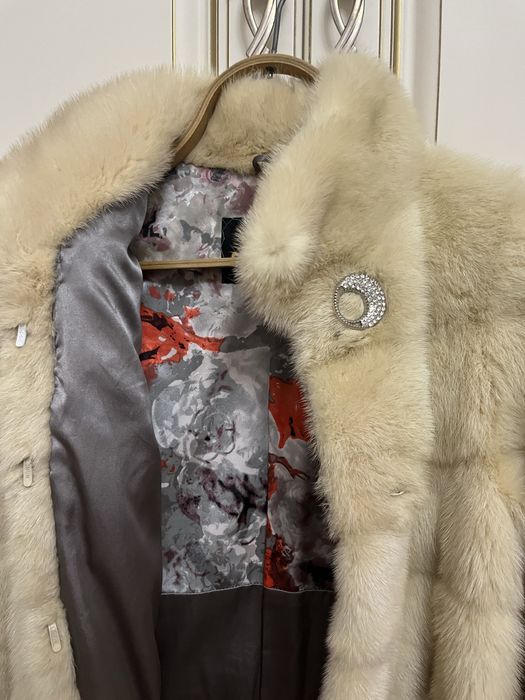 Длинная Норковая шуба .