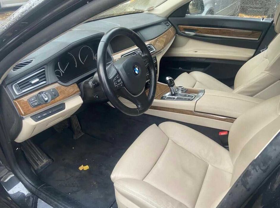 BMW 730d 2011g на части