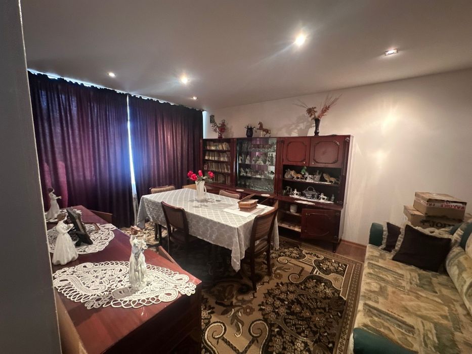 Apartament de vânzare.