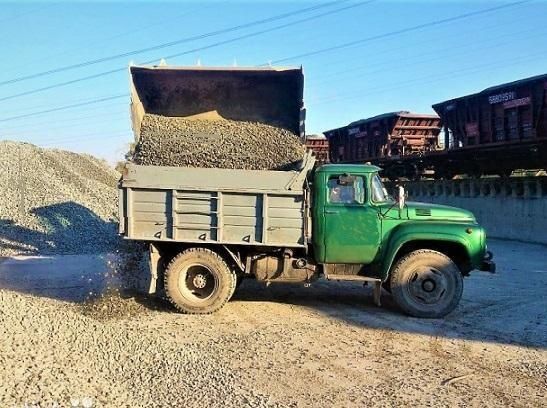 Сникерс песок отсек щебень зил 7 тонн