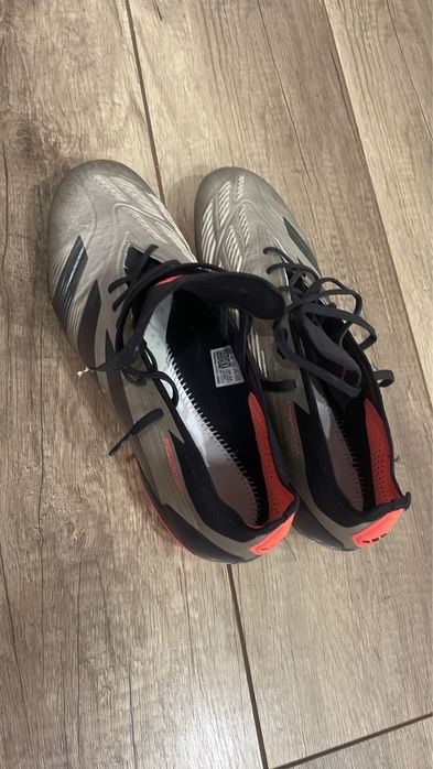 Продам Адидас Предатор