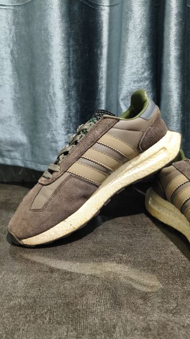 Оригинальные кроссовки Adidas