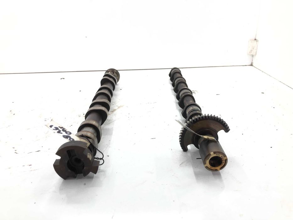 Разпределителен вал   Peugeot 308 1.6i  09г.