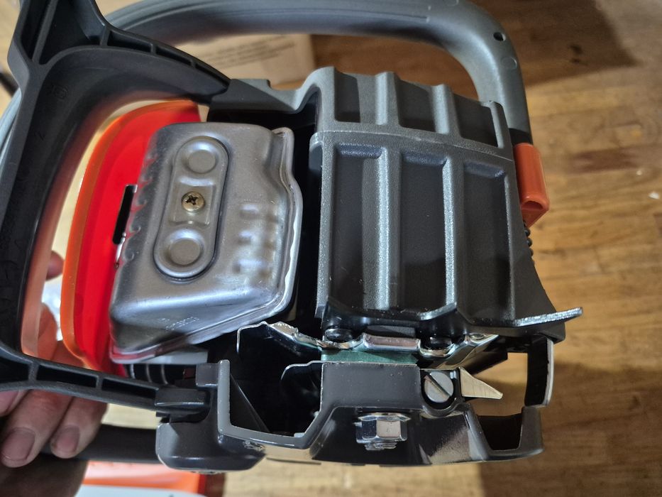 Drujba Husqvarna 130