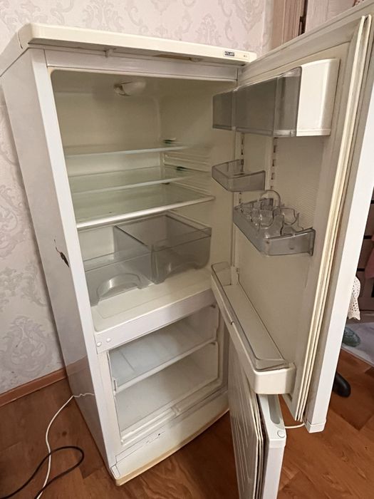 Продам холодильник