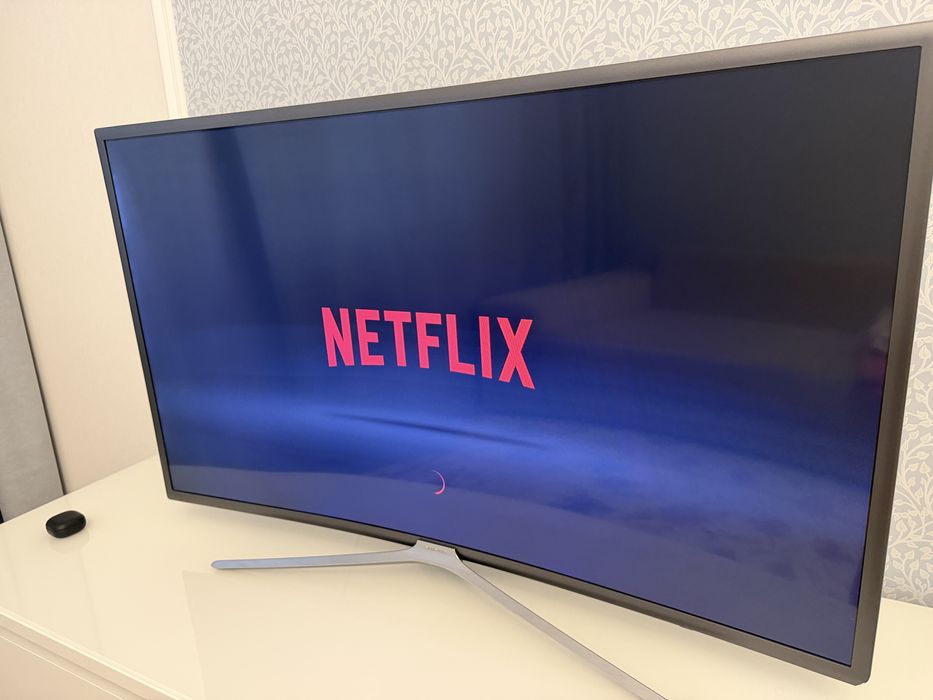 Телевизор Samsung 40 дюймов диагональ