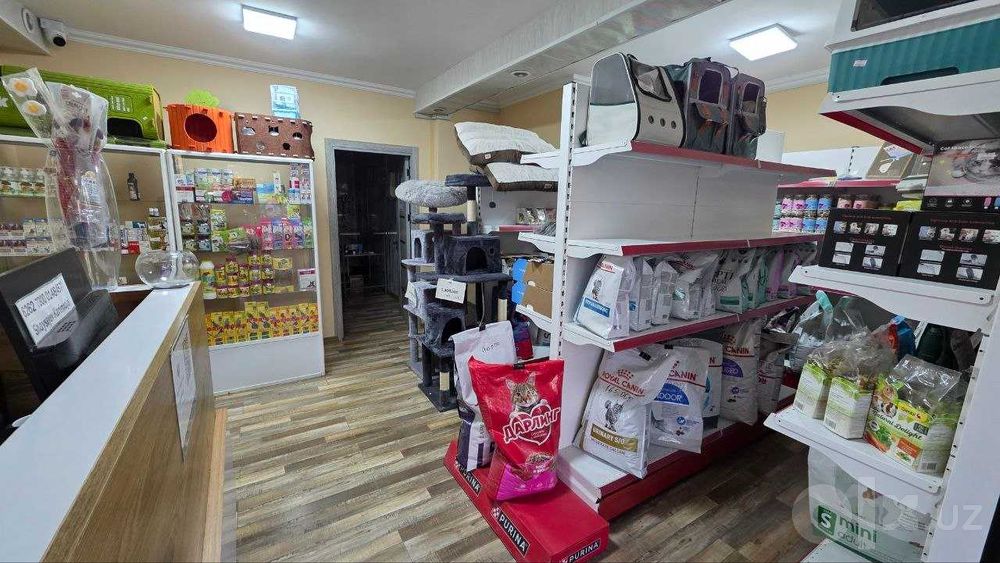 Продается на метро Максима Горького(А7)