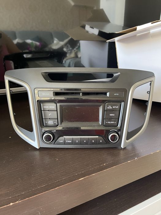 Продается мангитола оригинал Hyundai Creta