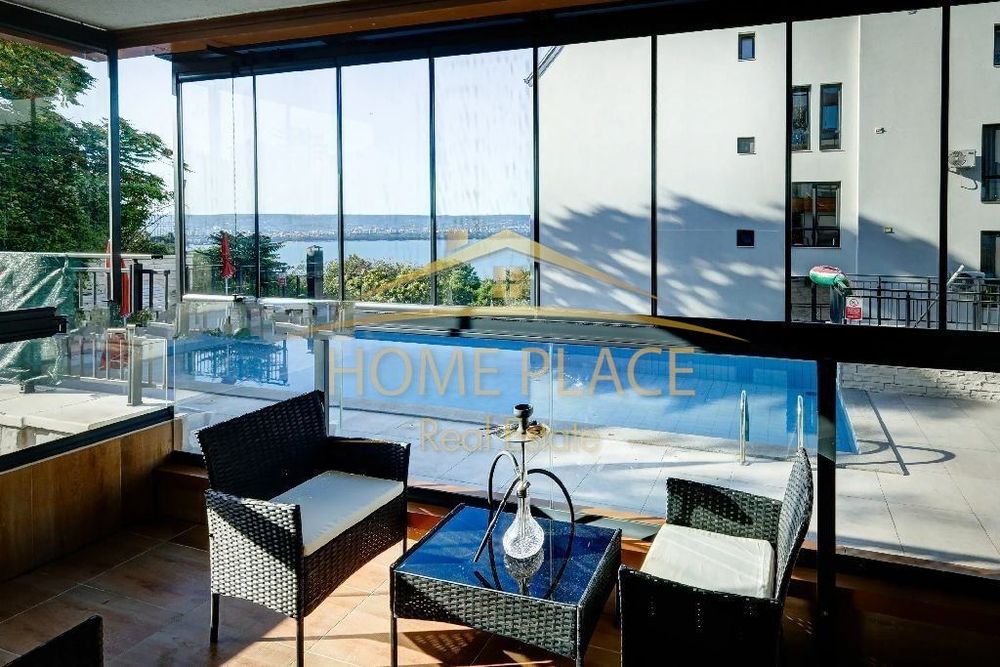 ПАРКОМЯСТО ! Тристаен апартамент под наем - Галата