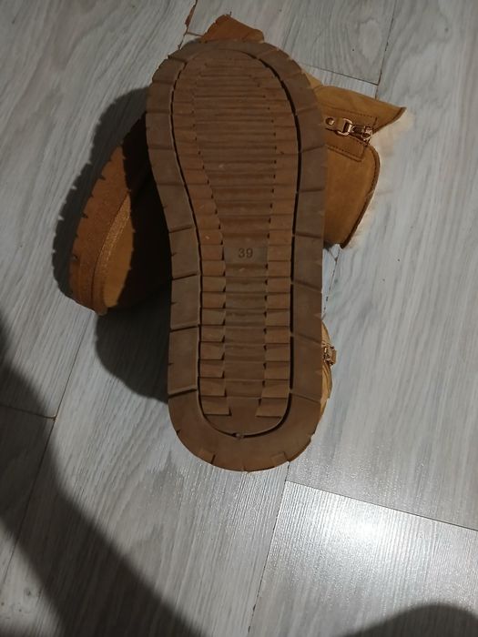 Топли ботуши/боти 39
