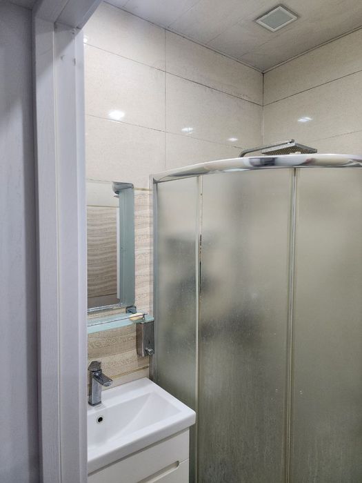 Себзор 3/5/5 Ат Термизий Масжит Квартира сотилади  Жойи зу́р