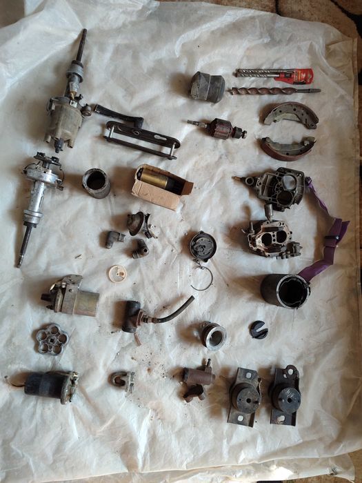 Продам   тормозной цилиндр и другие зап. части