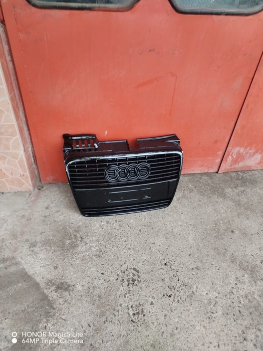 Grilă și faruri Audi A4 B7