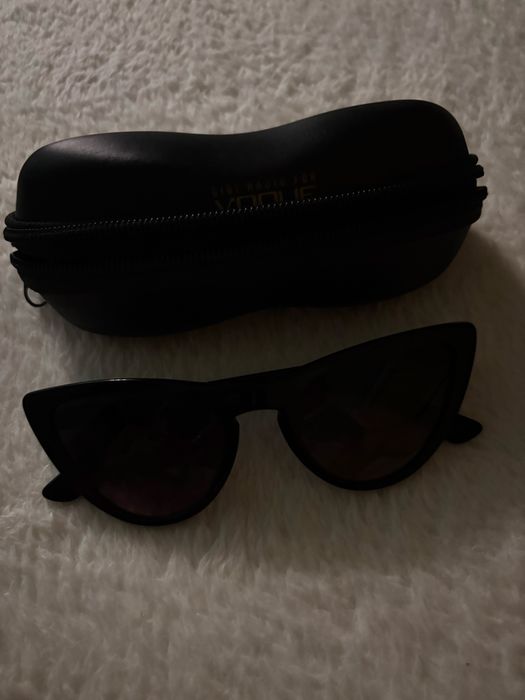 Слънчеви очила Вог+подарък